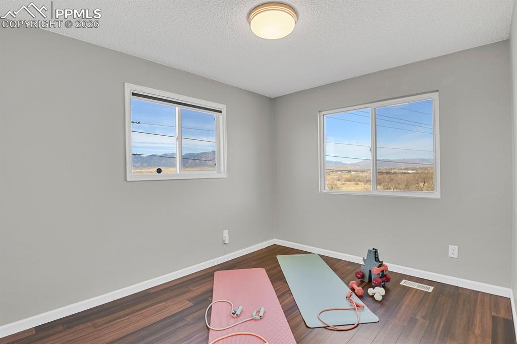 Upper Level Bedroom #2