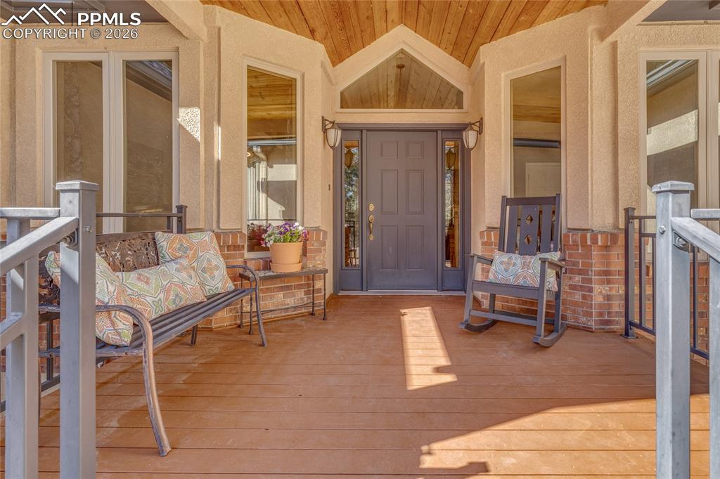 20320 Roaming Drive photo 3