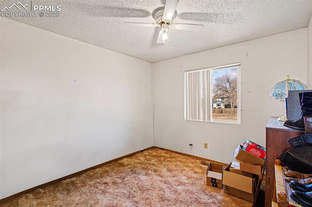 921 N Candlestar Loop