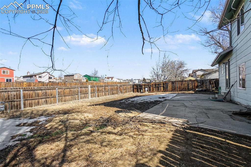 921 N Candlestar Loop