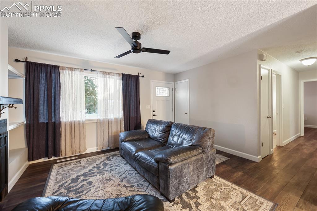 4708 N Splendid Circle photo 3