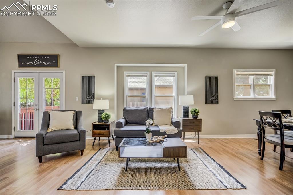 718 Sahwatch Street photo 3