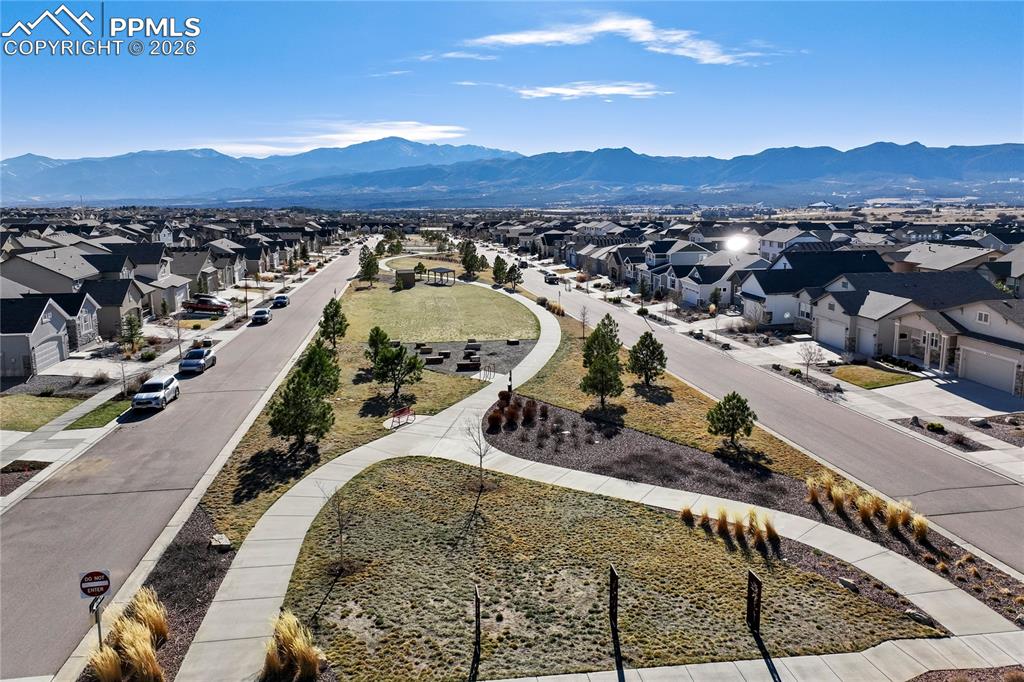 3347 Golden Meadow Way photo 2