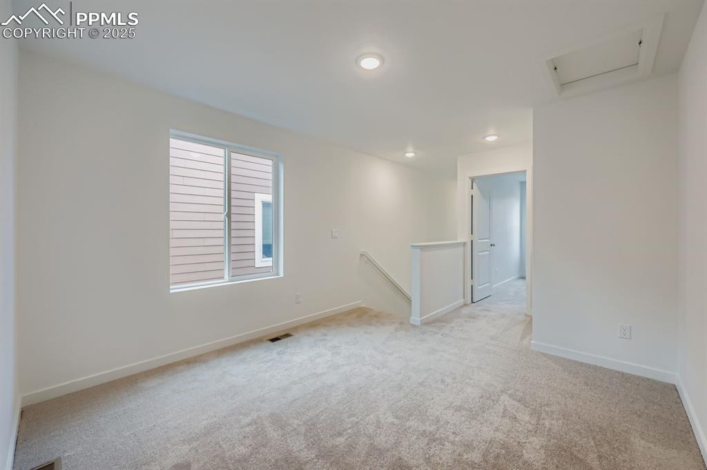 1154 Smiley Creek Point photo 3