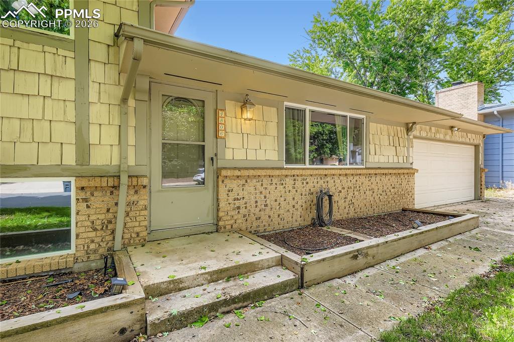 4806 Sprucewood Drive photo 3