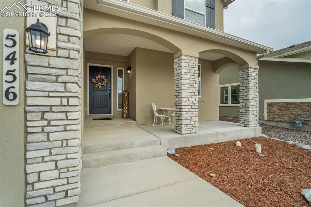 5456 Gansevoort Drive photo 2