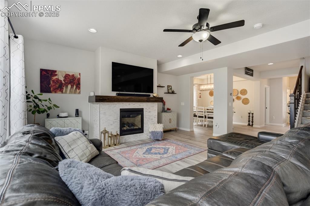 5456 Gansevoort Drive photo 3