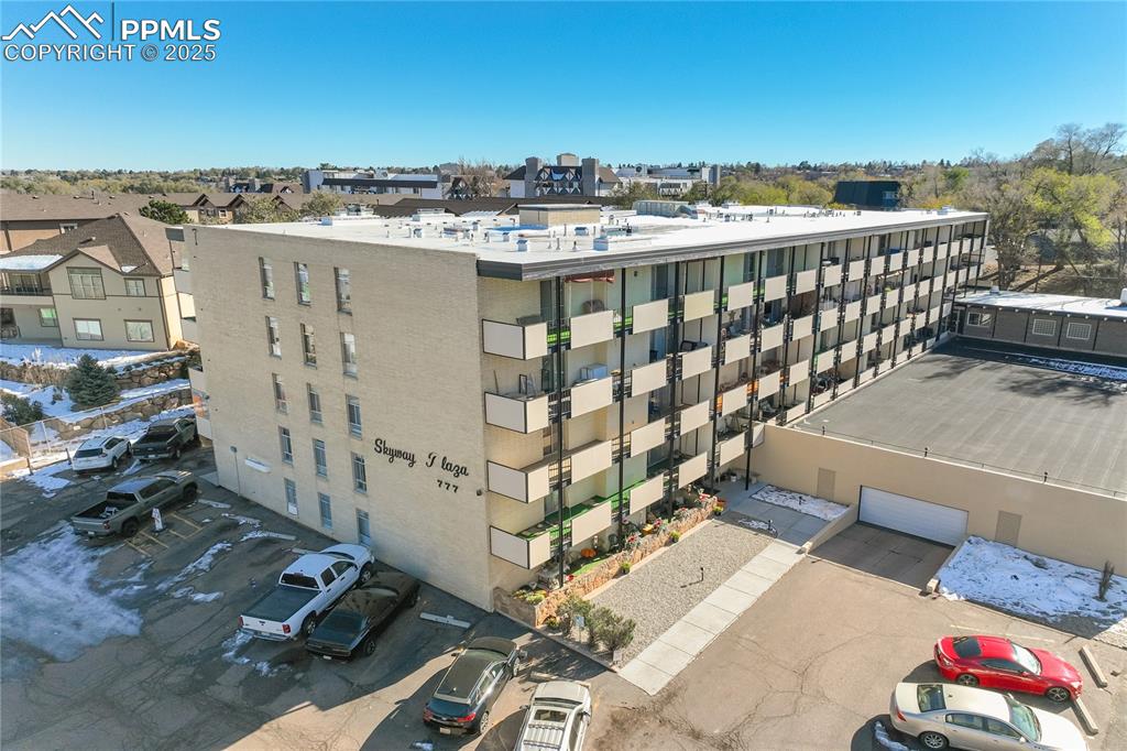 777 Saturn Drive #312 photo 2