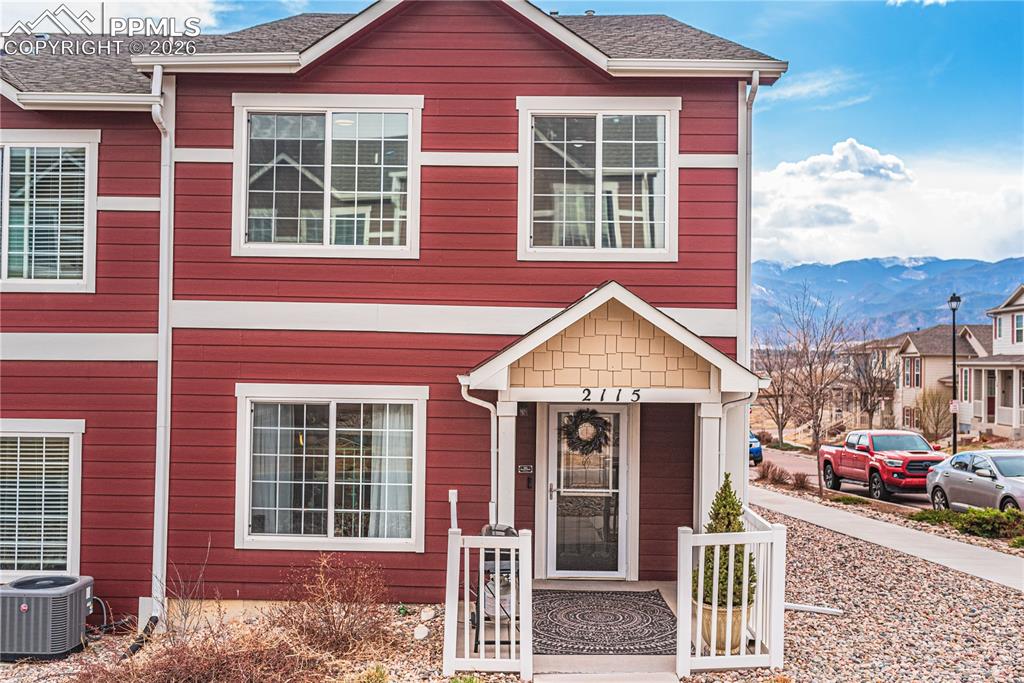 2115 St Claire Park Alley photo 3