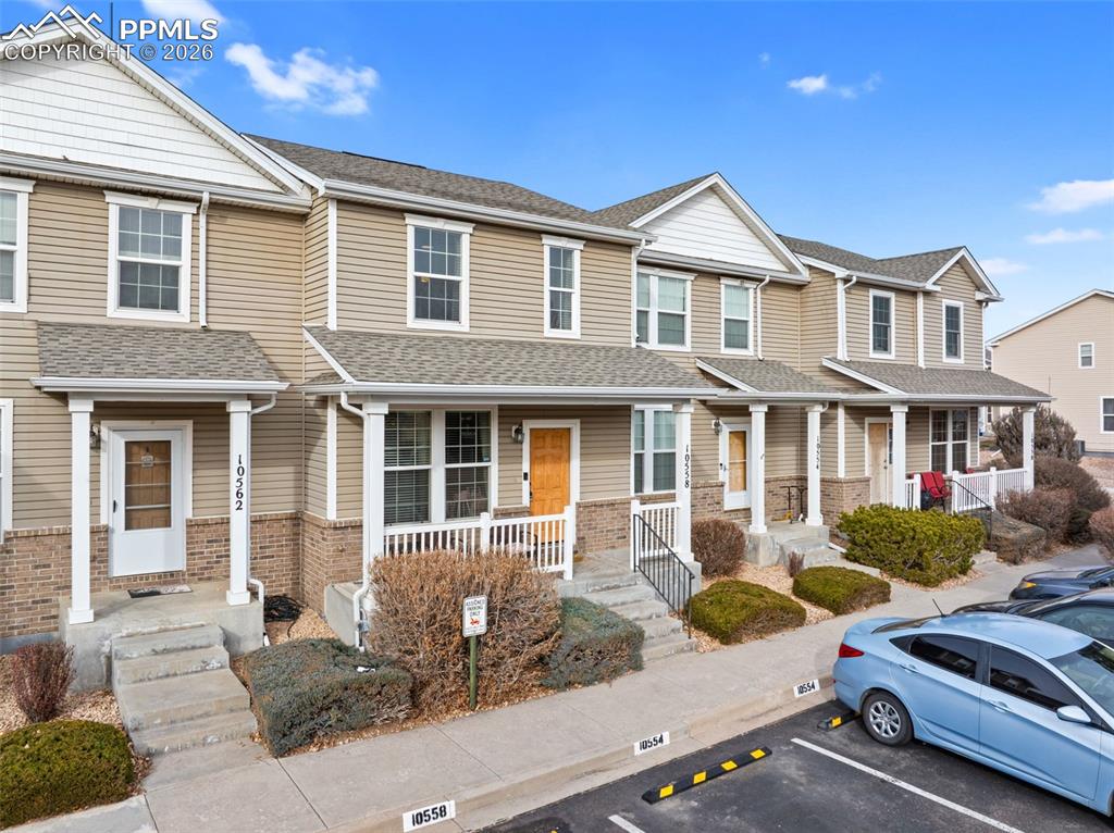 10558 Country Park Point photo 2