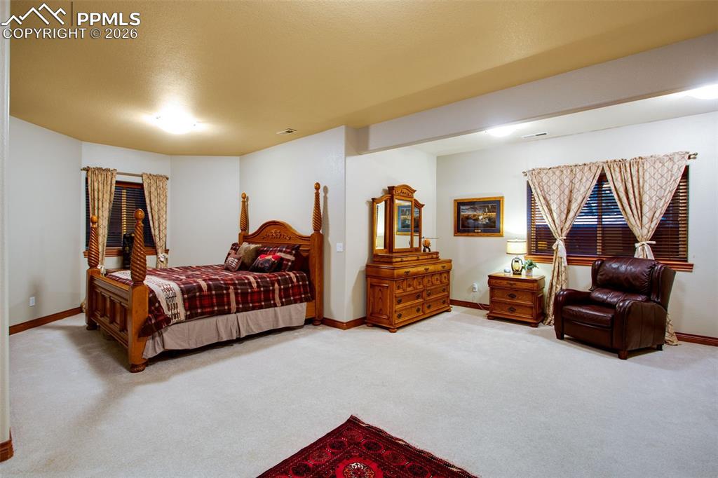 Very spacious Junior Suite in the basement level with ensuite bathroom