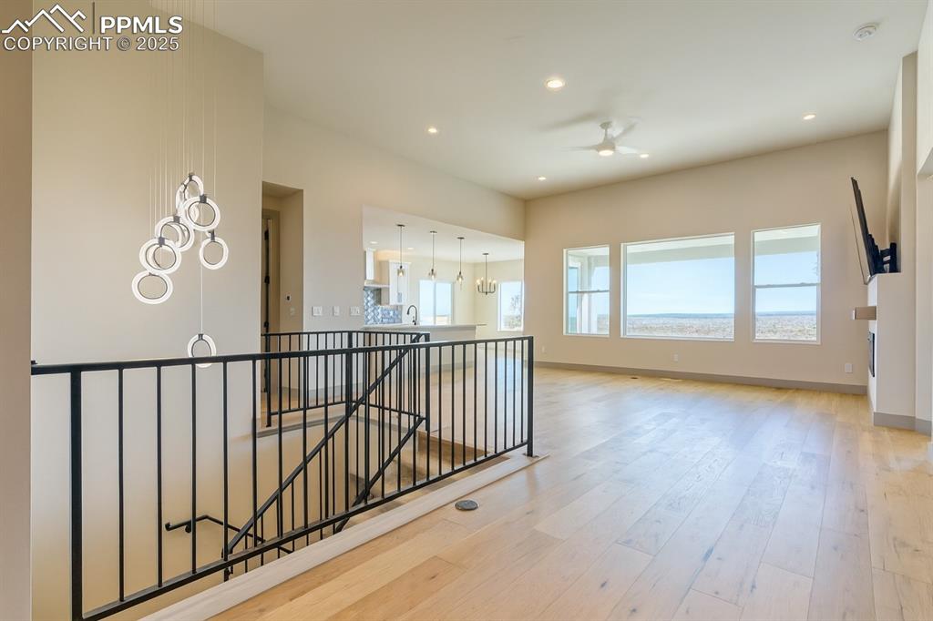 1910 Cuchara Drive photo 2