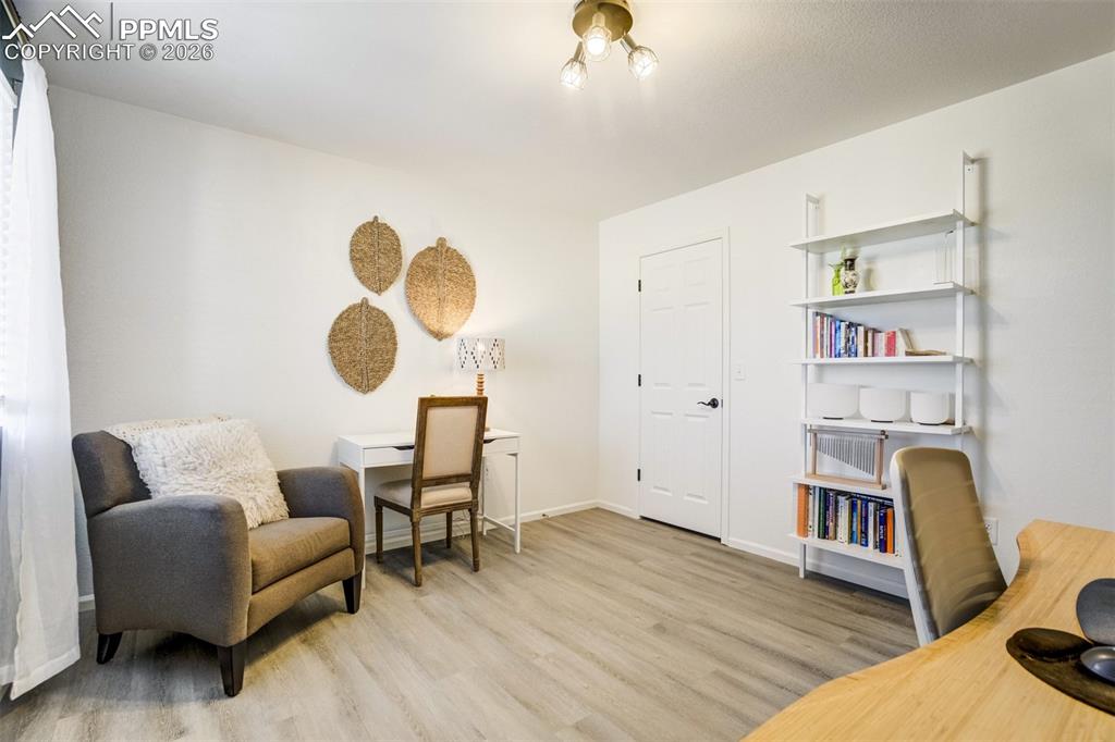 This bedroom also has a walk-in closet. 