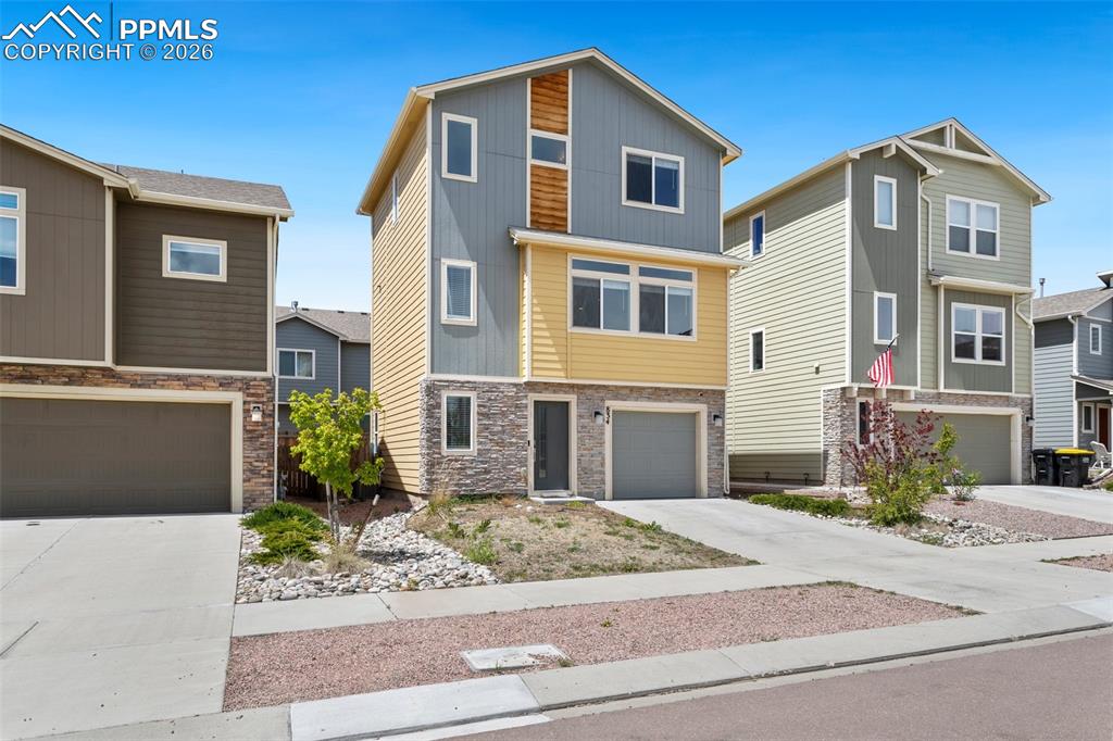 834 Grissom Drive photo 2