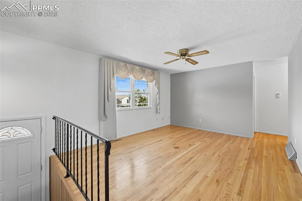 4039 North Drive photo 2