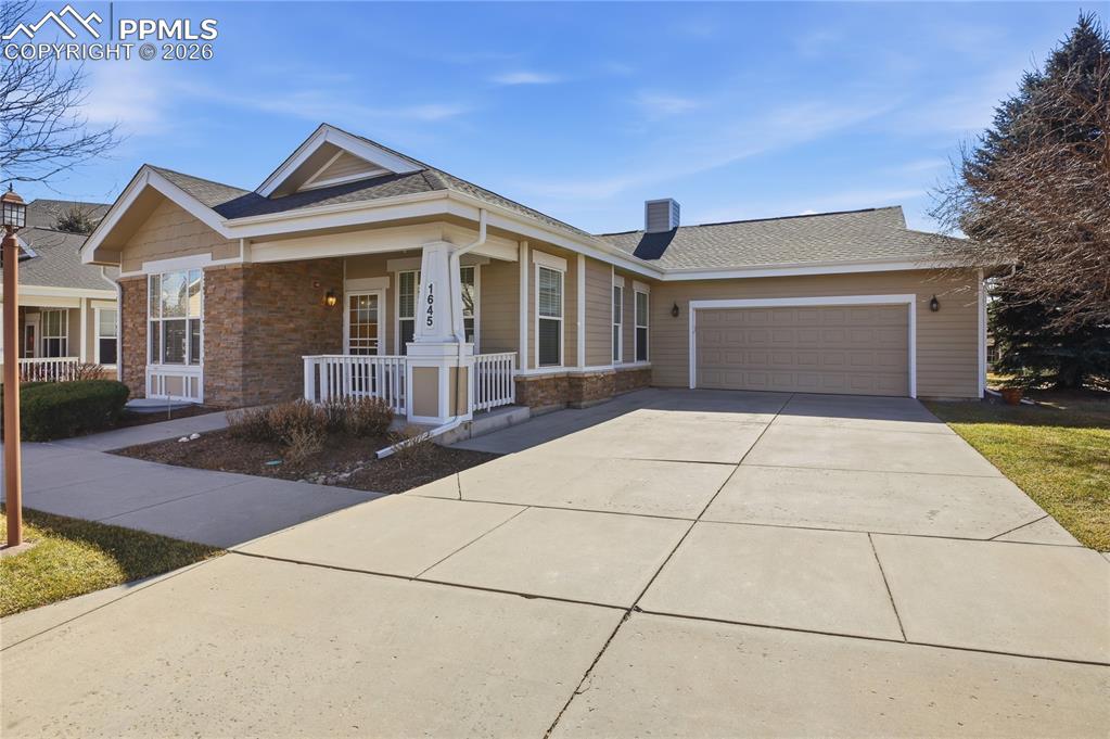 1645 Lewis Ridge View photo 2