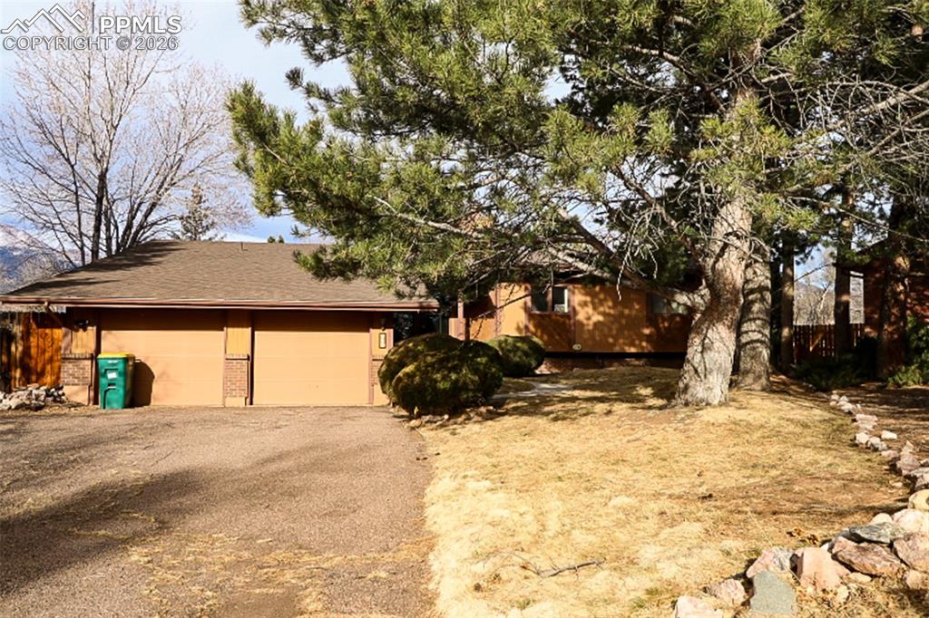 530 Mesa Vista Court photo 2