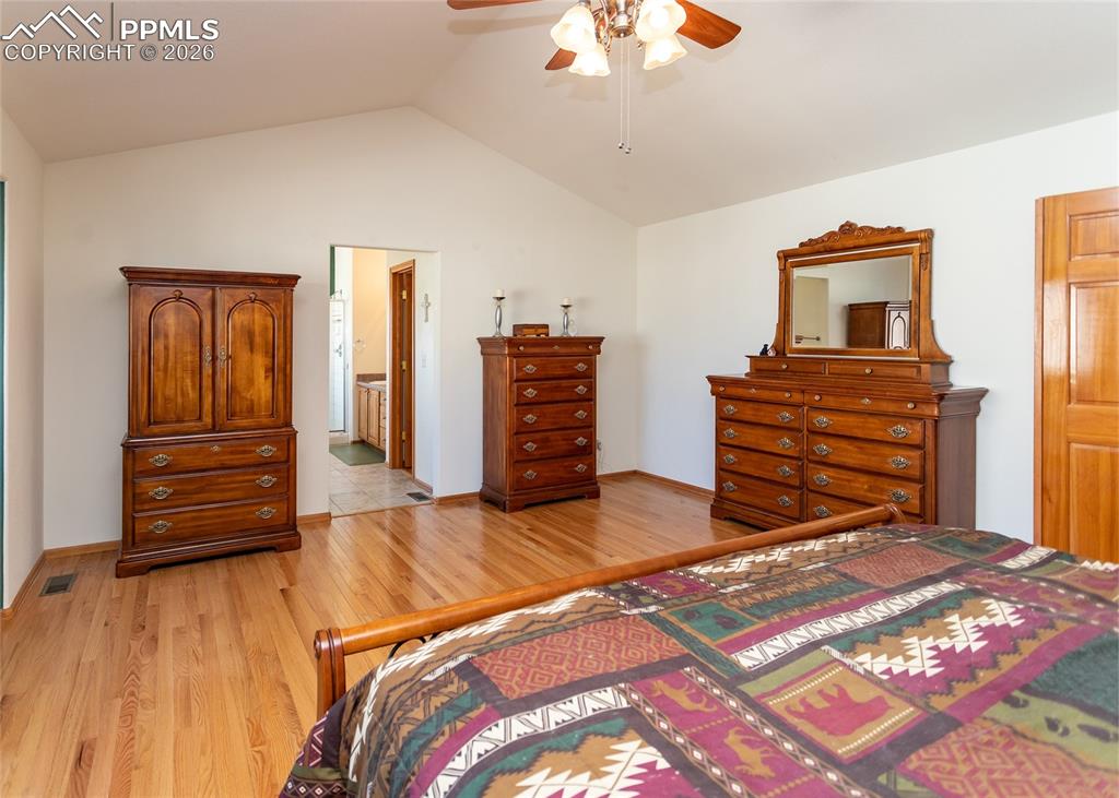 Entry to adjoining primary bathroom