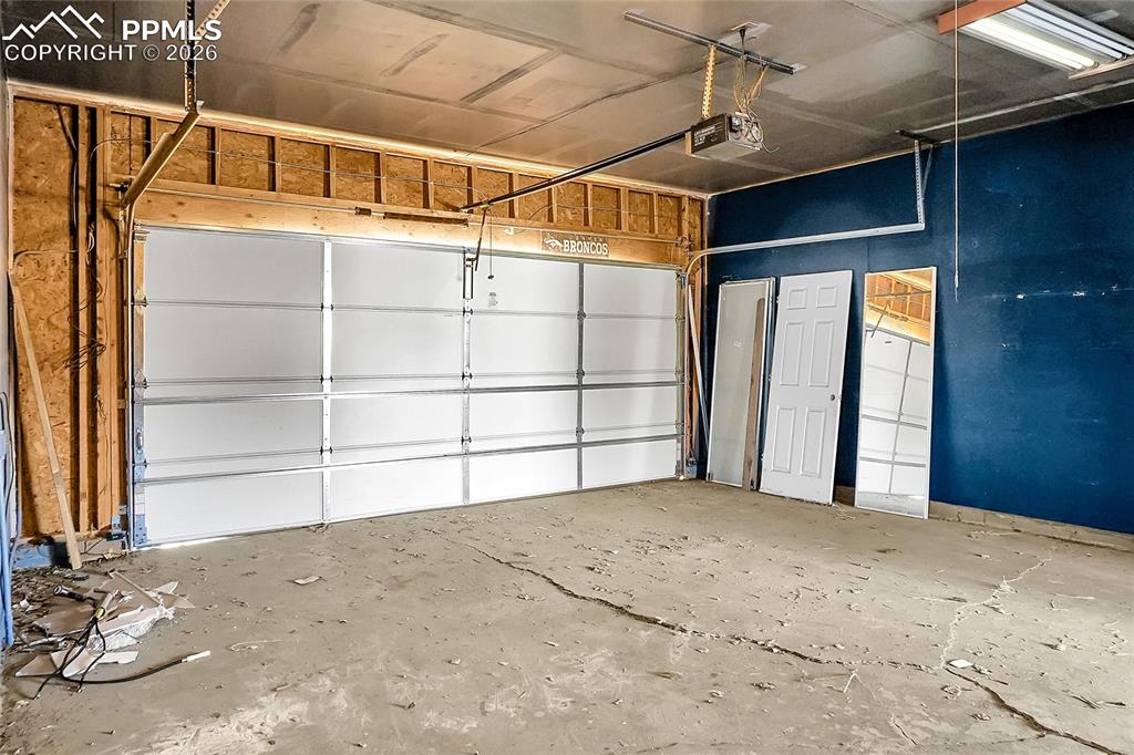 Oversized with backyard access