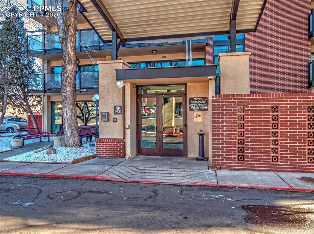 417 E Kiowa Street #1204 photo 3