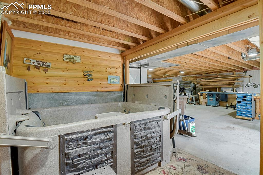 Misc room with concrete floors