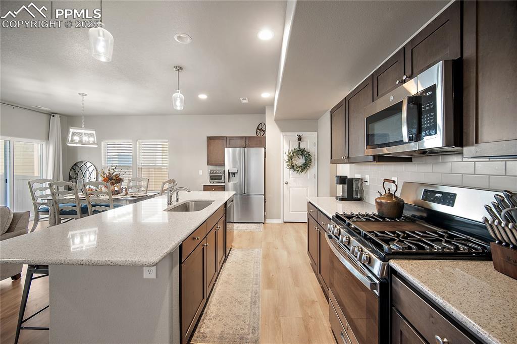 Quartz counter top and tons of cabinet space