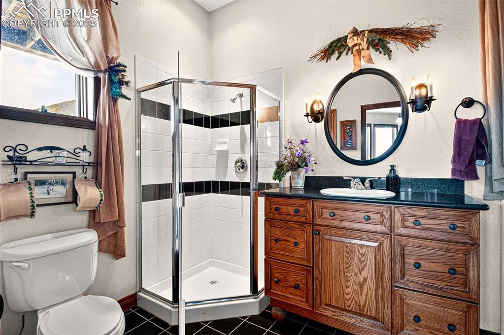 4 piece bathroom lower level 