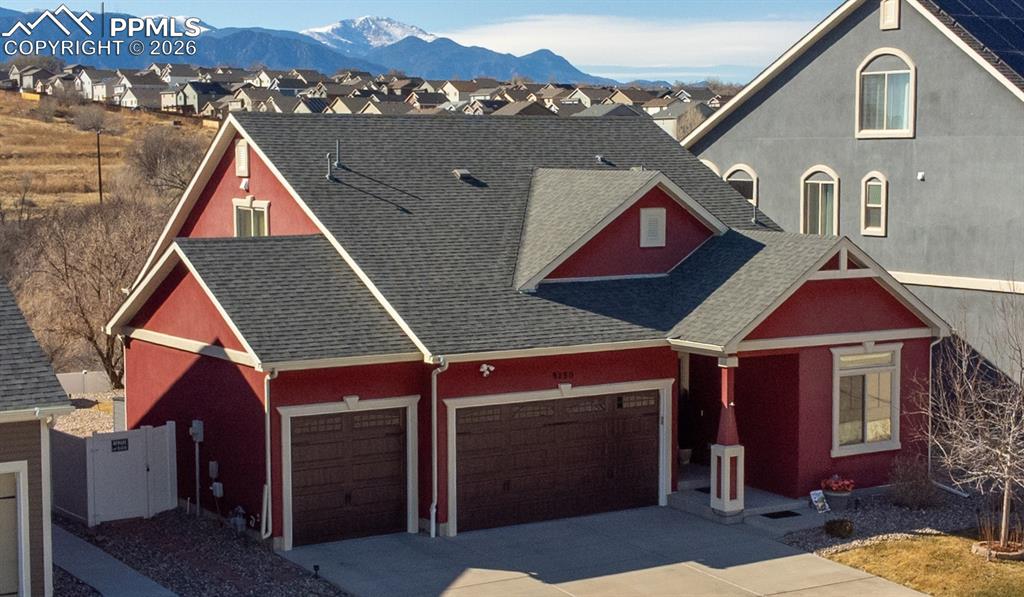 9290 Streamside Trail photo 2