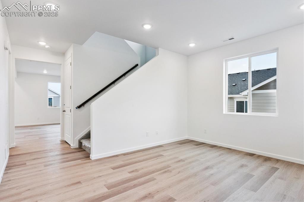 10331 Kingsbury Drive photo 3