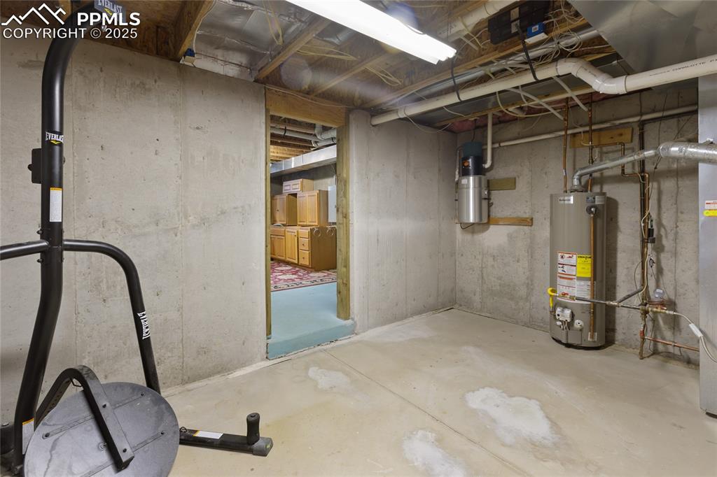 Large unfinished furnace area