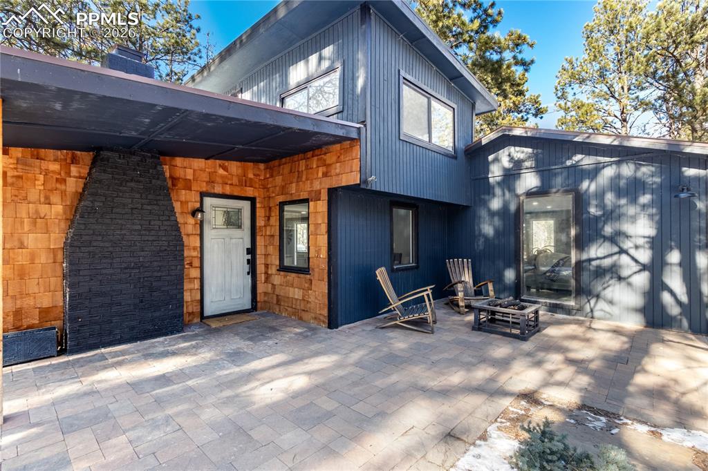 7550 Carver Lane photo 2