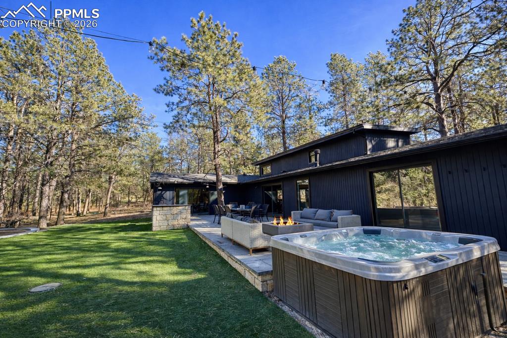 7550 Carver Lane photo 3