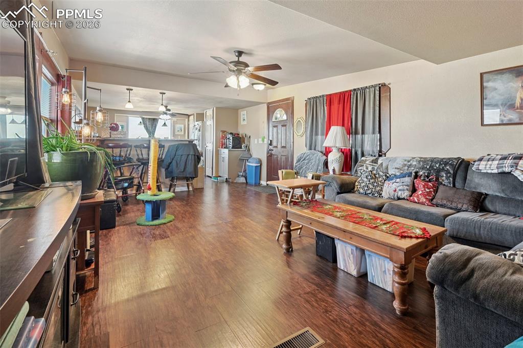 12220 Preston Place photo 2