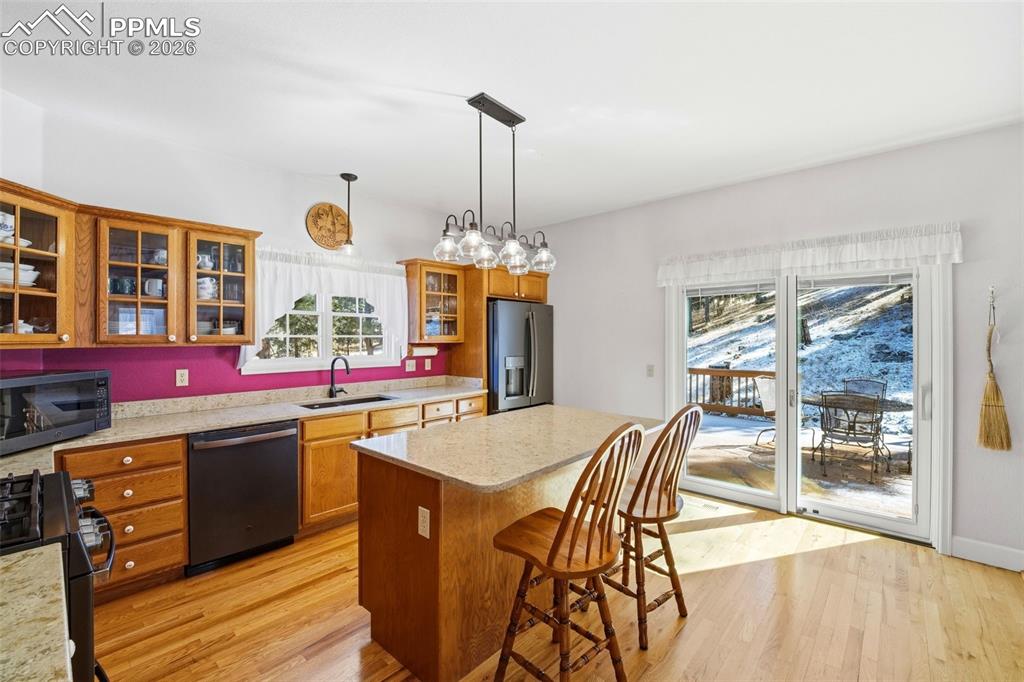 Kitchen walks out to Back Deck