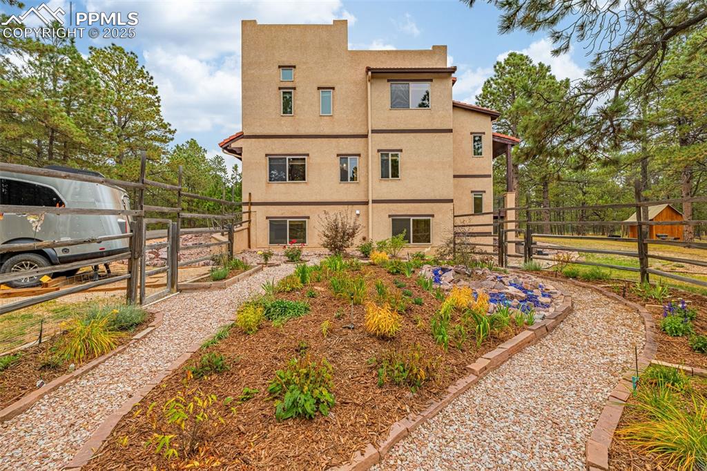 9890 Hardy Road photo 3