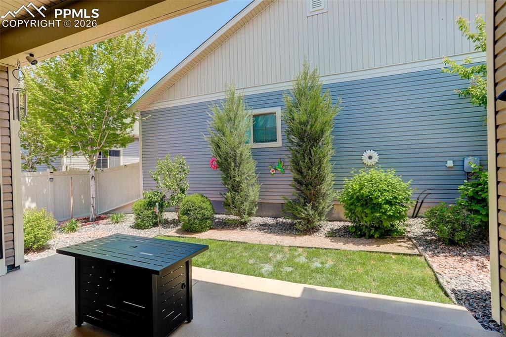 6717 Golden Briar Lane