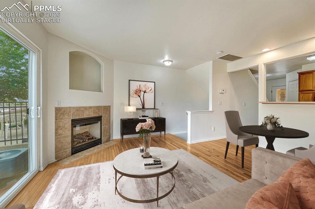 Living room virtually staged