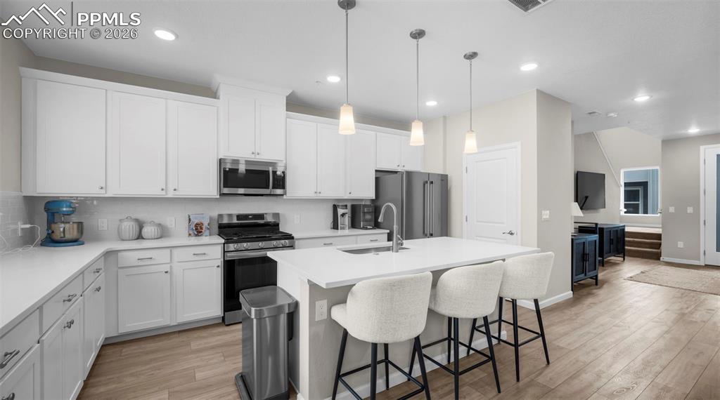 3460 Drumlin Grove photo 3