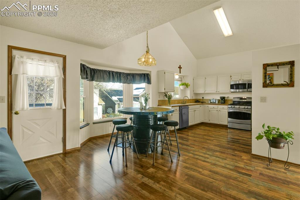 Great Room Dining and Kitchen area