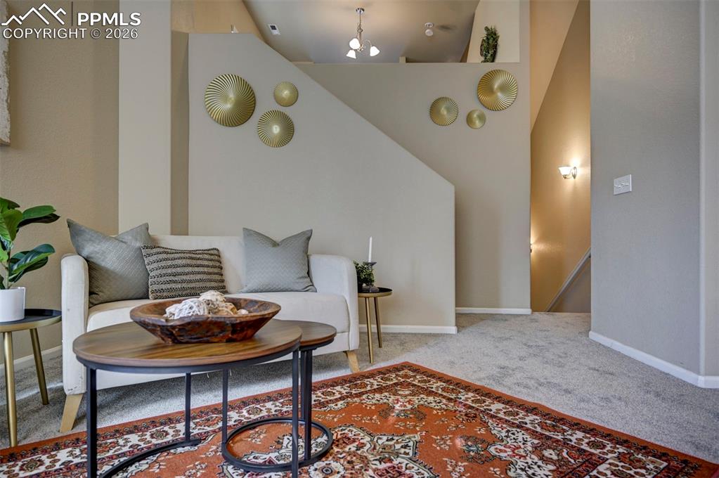 5653 Saint Patrick View