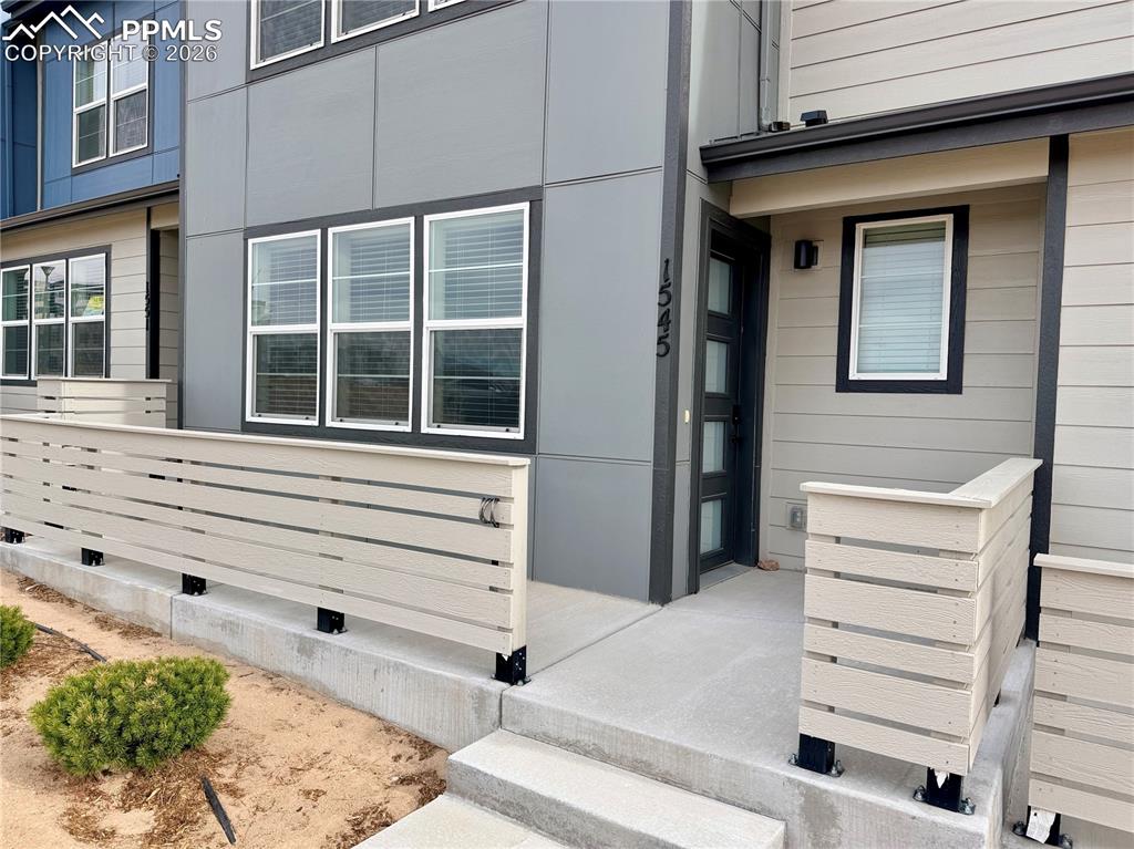 1545 Spring Water Point photo 2