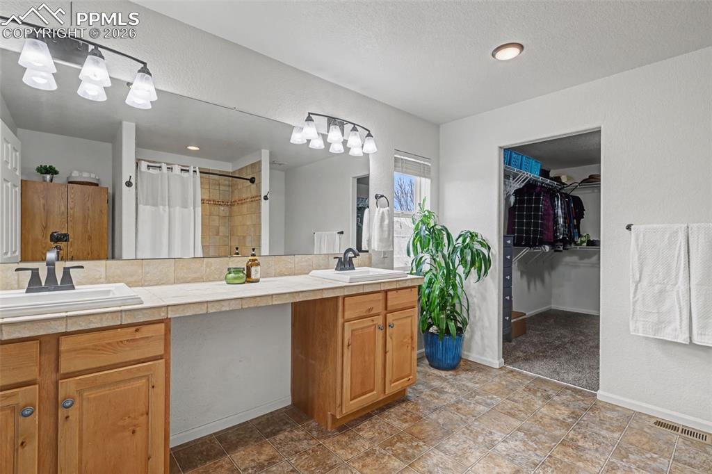 Primary Bathroom Photo #2