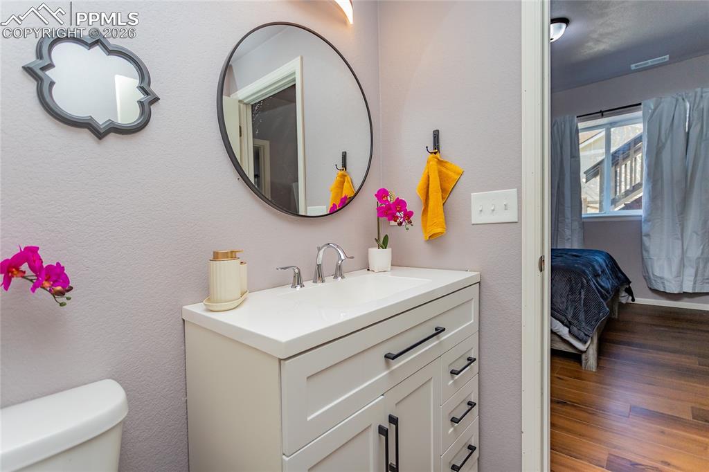 basement en-suite bathroom