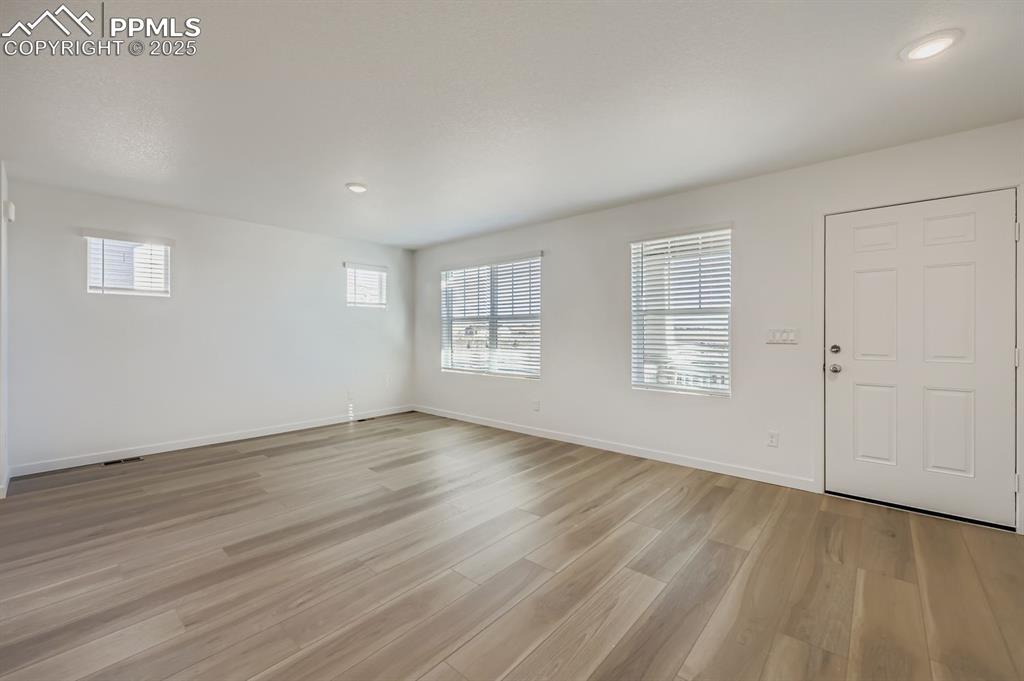 7846 Miners Camp Way photo 3