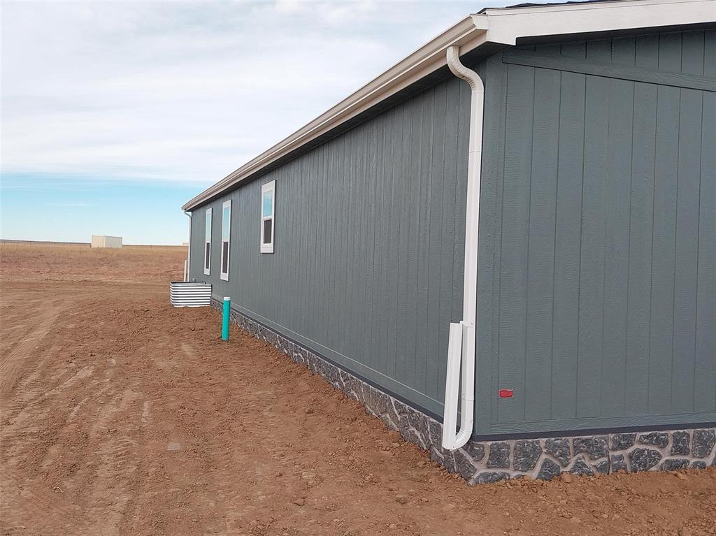 View of side of home