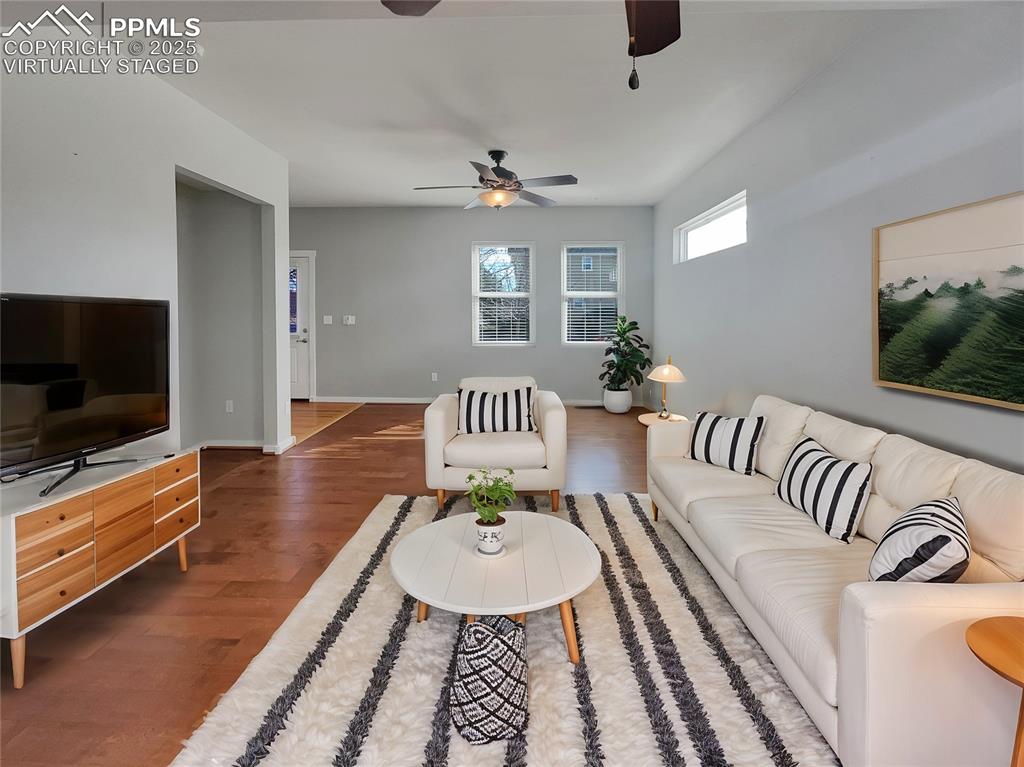 5214 Dovetail Lane photo 2