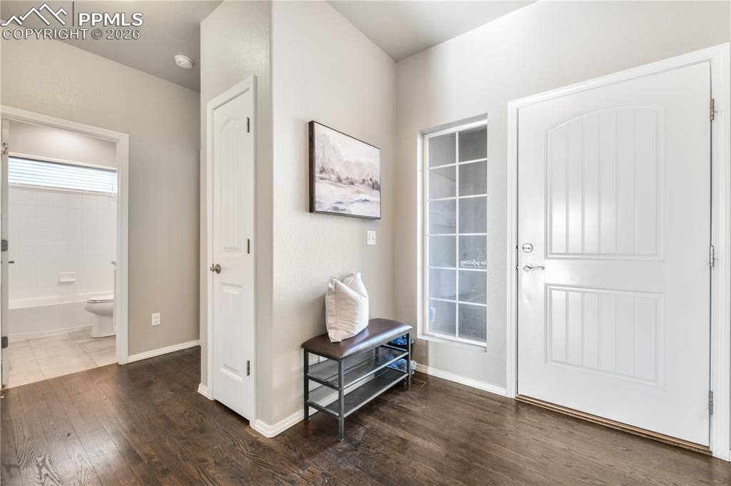 6093 Rowdy Drive photo 3