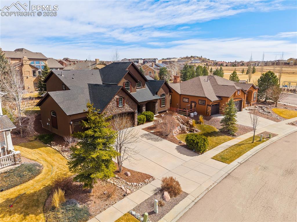 Located right by Frogs Leap Park