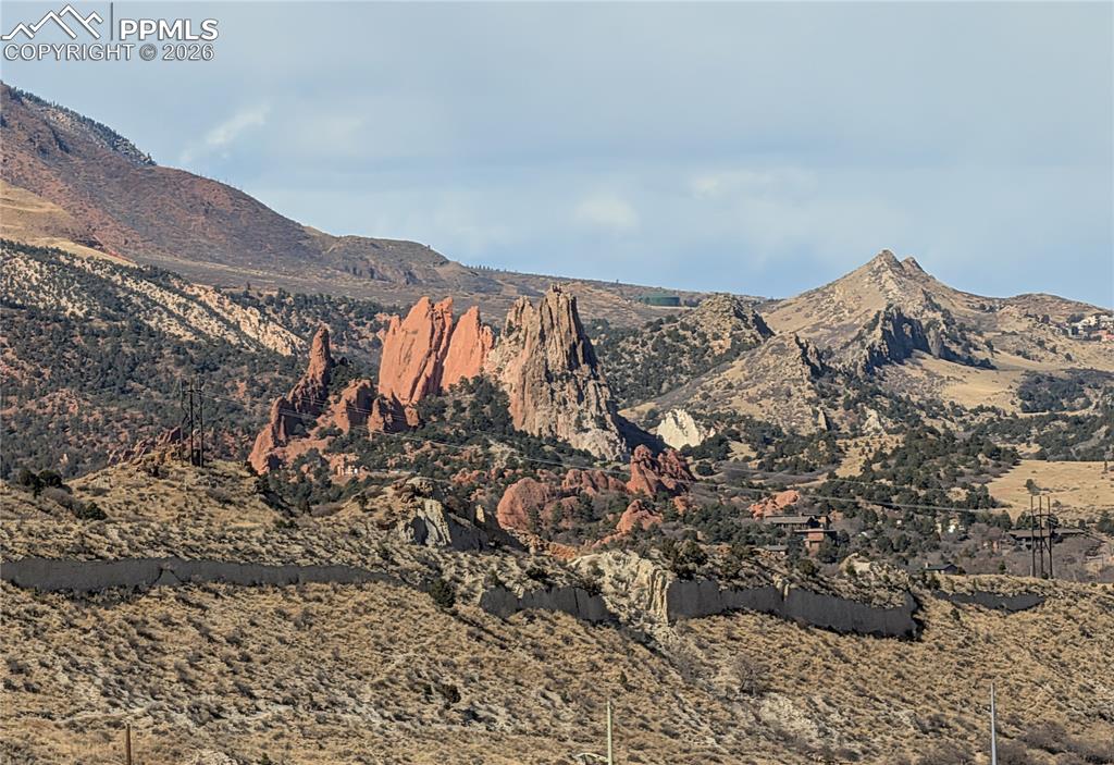 2580 Patriot Heights photo 2