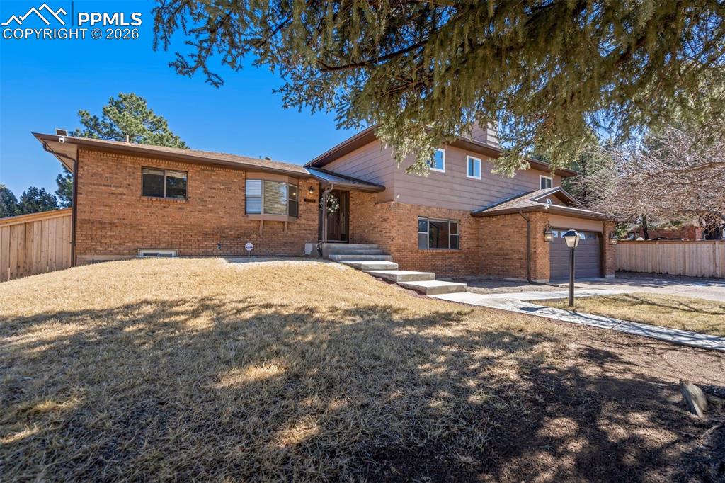 3575 E David Lane photo 3